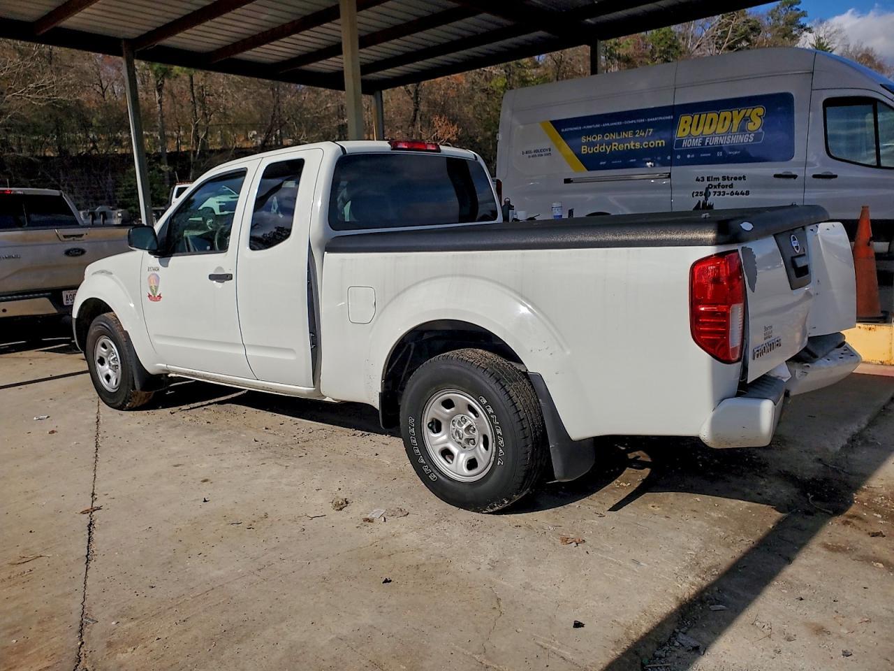 2017 Nissan Frontier s