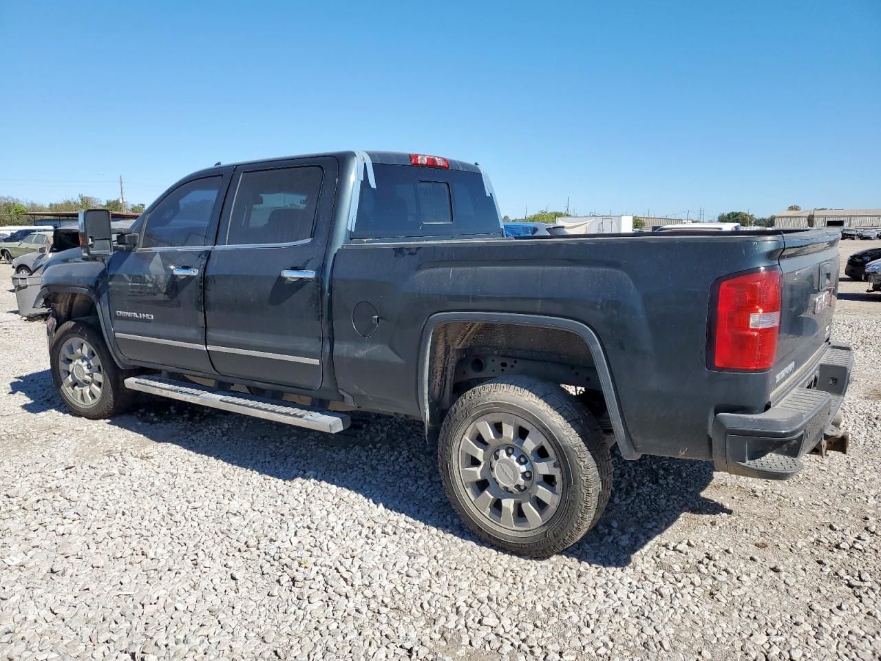 2017 GMC Sierra K2500 Denali
