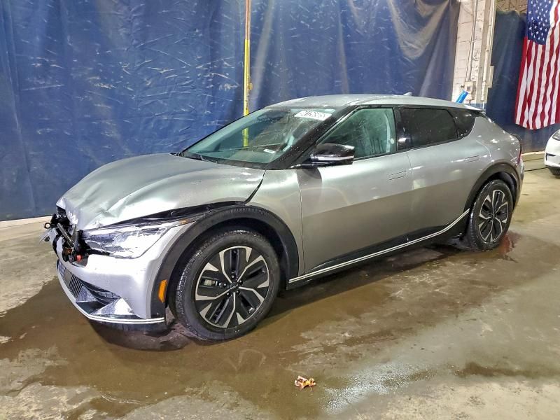 2023 KIA EV6 Light