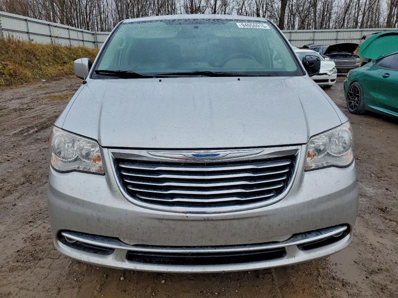 2012 Chrysler Town & Country Touring