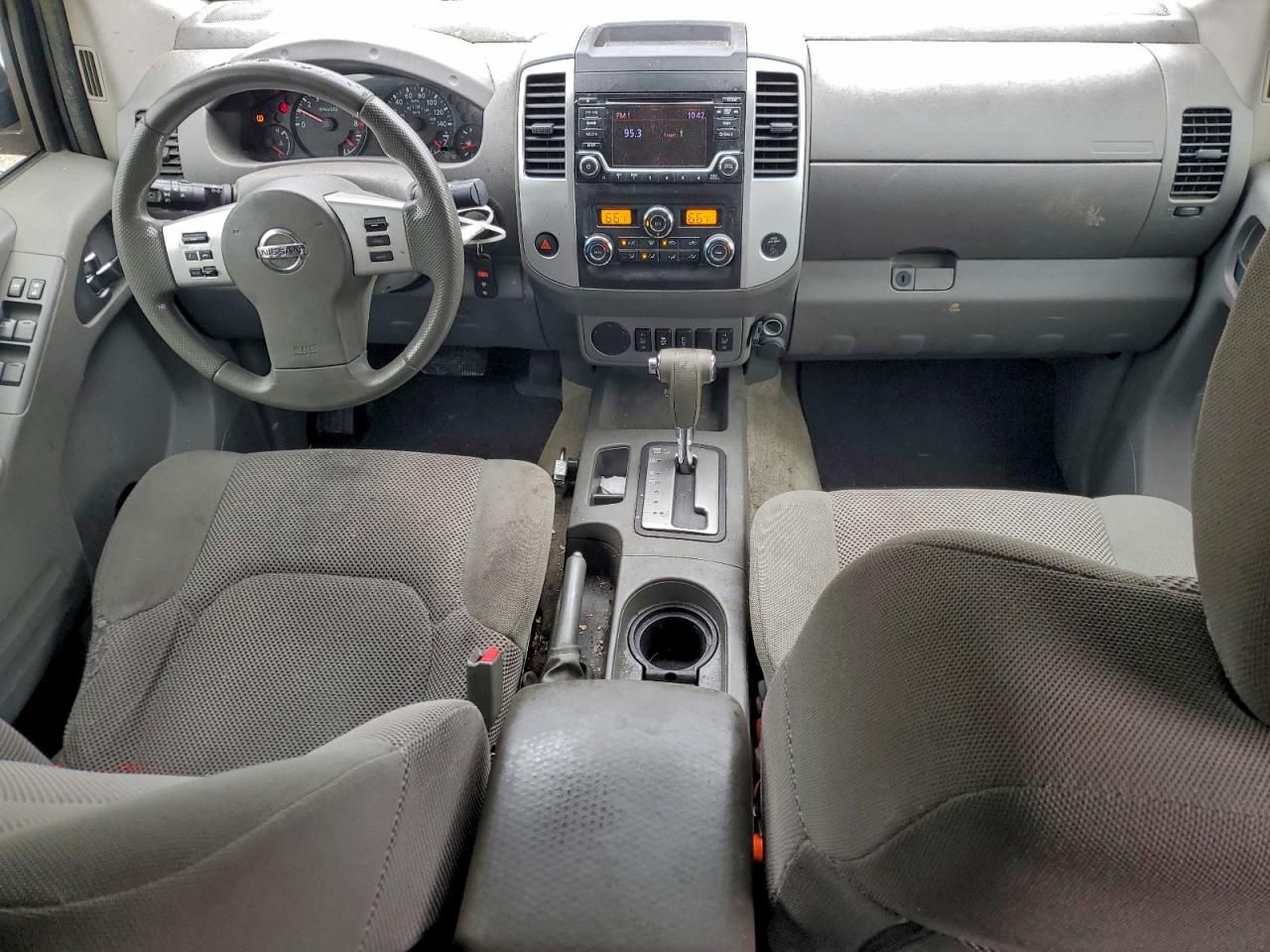 2015 Nissan Frontier s