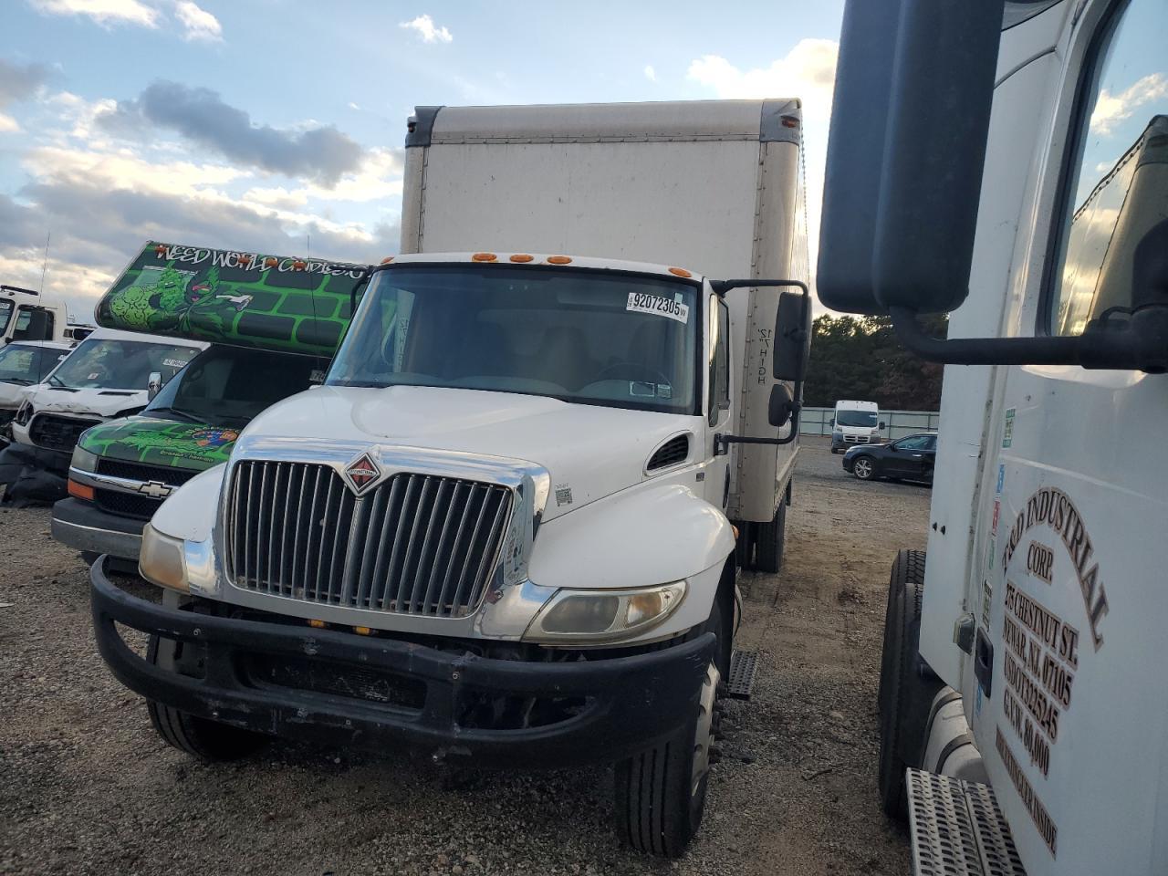2013 International 4300 BOX Truck