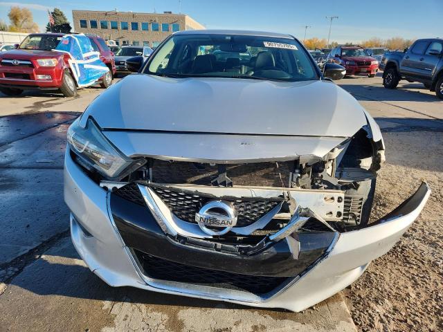 2017 Niss Maxima 3.5s