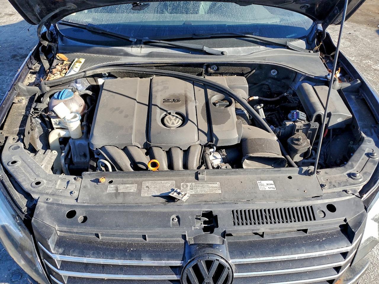2013 Volkswagen Passat se