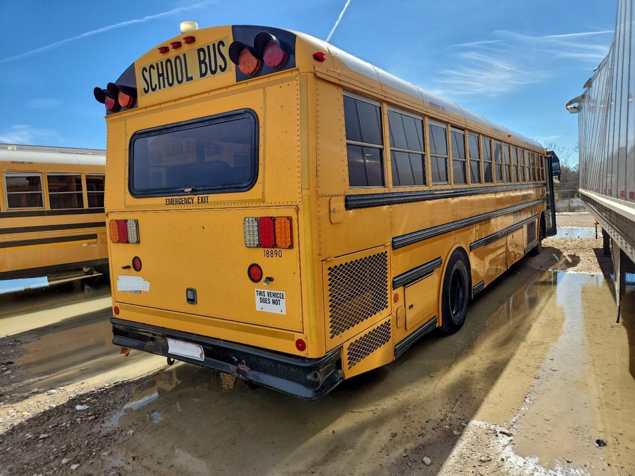 2011 Thomas Built HDX School Bus