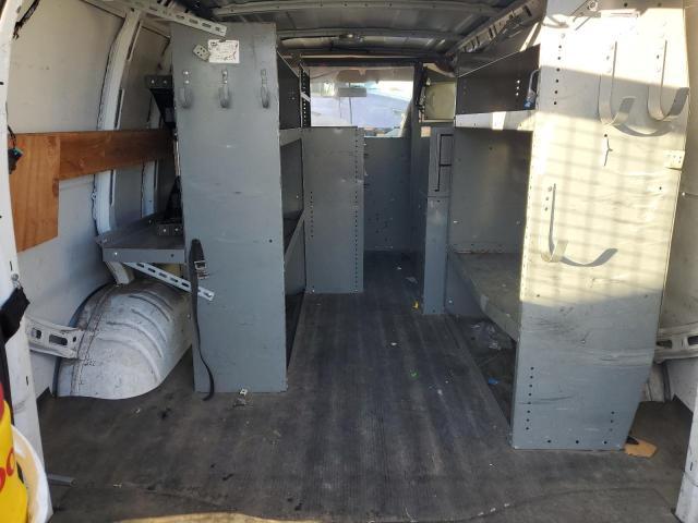2013 Chev Rolet Express G2500 Utility / Service Van