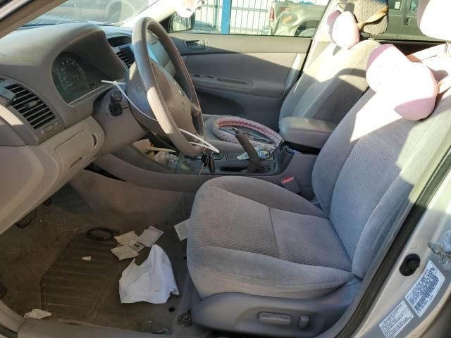 2002 Toyota Camry le