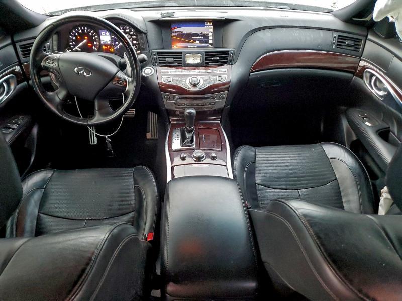 2017 Infiniti Q70 3.7