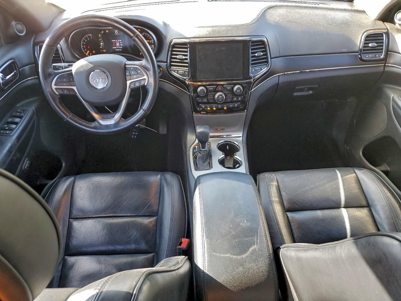 2020 Jeep Grand Cherokee Overland