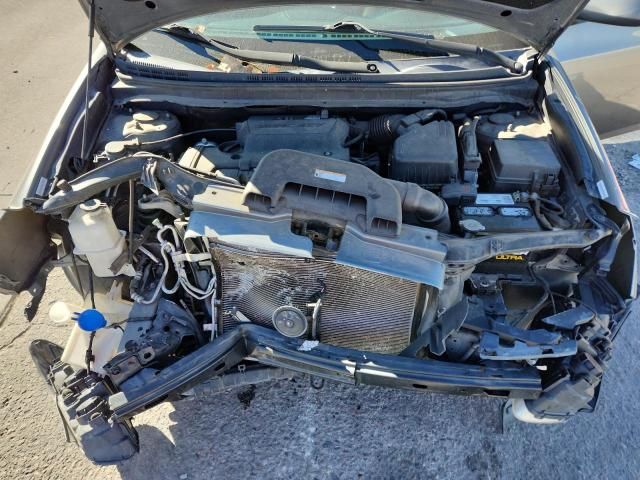 2010 Hyundai Elantra Blue