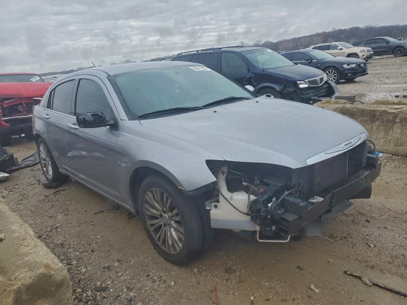 2013 Chrysler 200 Limited