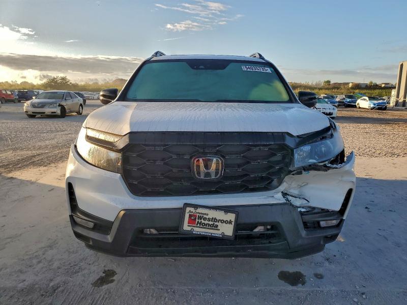 2023 Honda Passport Elite