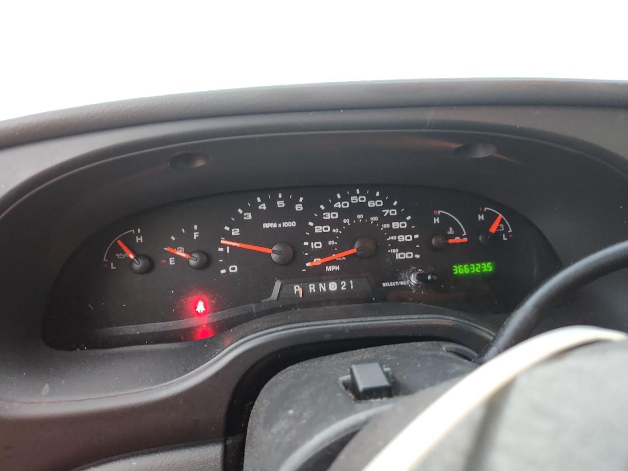 2005 Ford E250 Delivery Van
