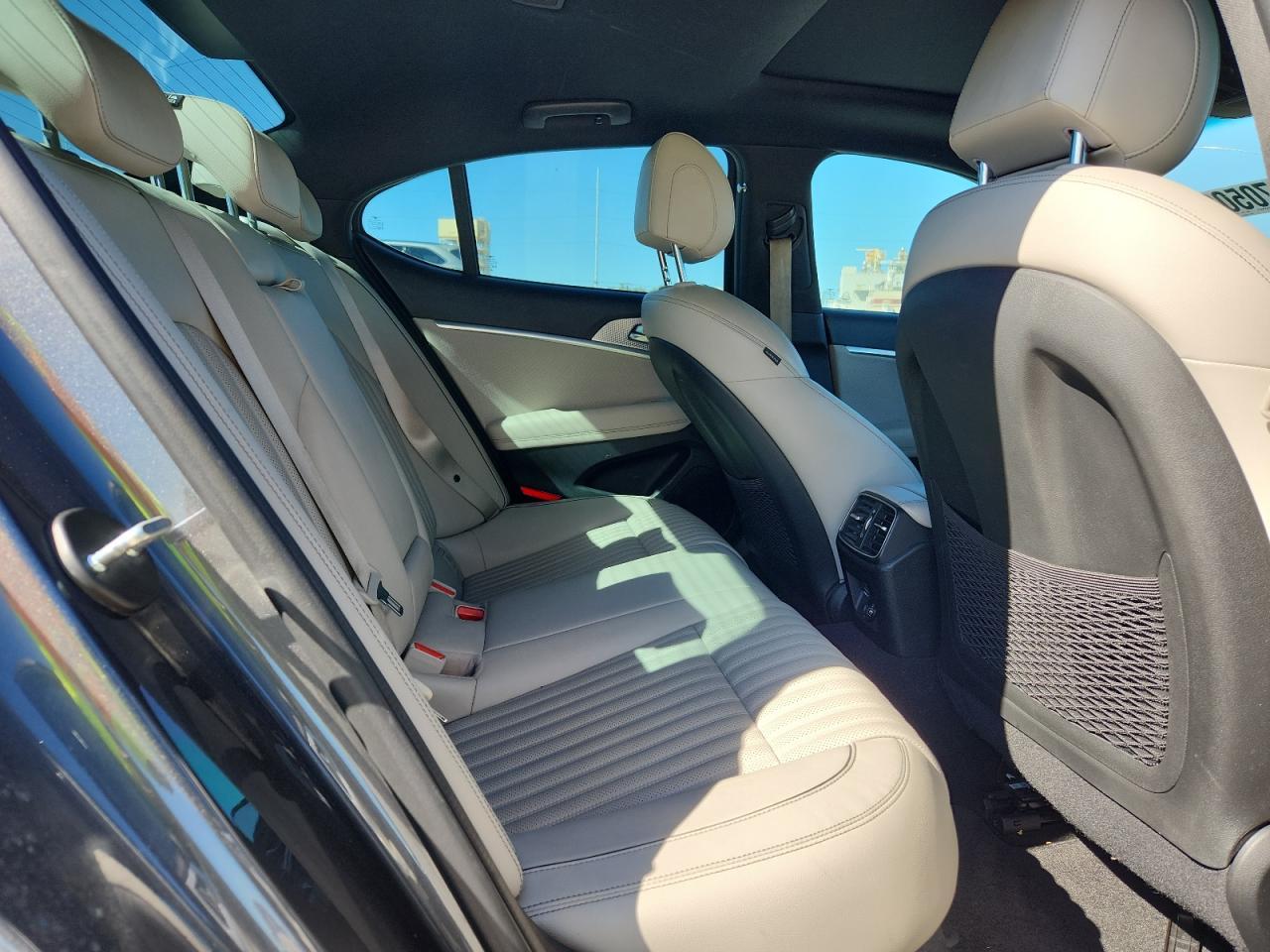 2022 Genesis G70 3.3t Standard
