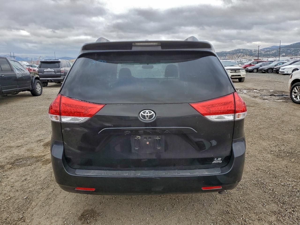 2014 Toyota Sienna l 7-passenger