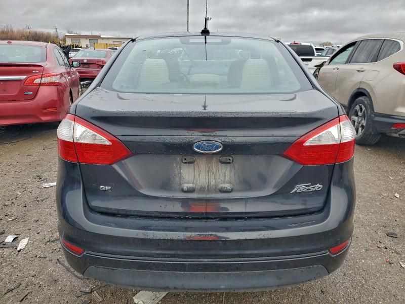 2014 Ford Fiesta SE