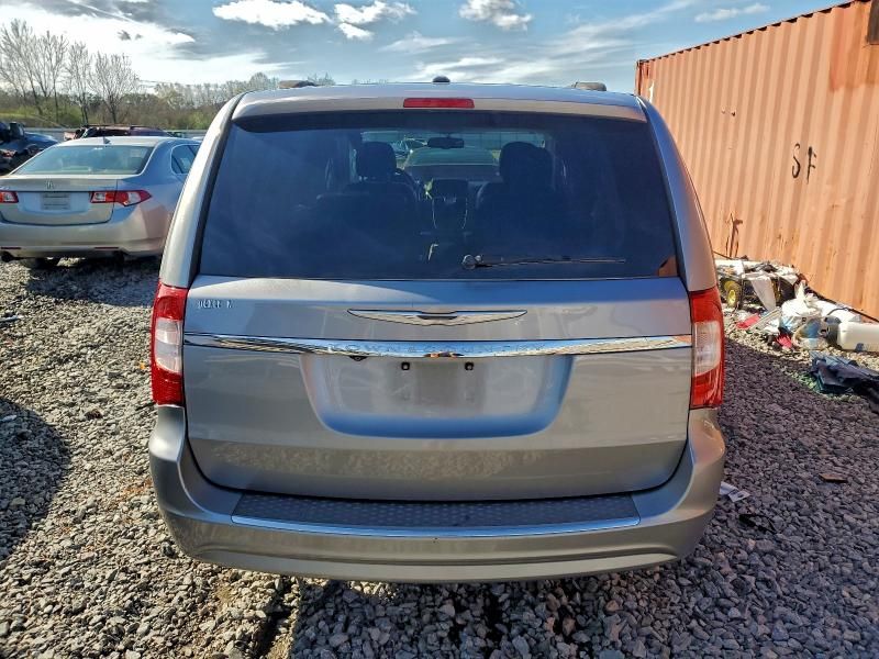 2015 Chrysler Town & Country Touring