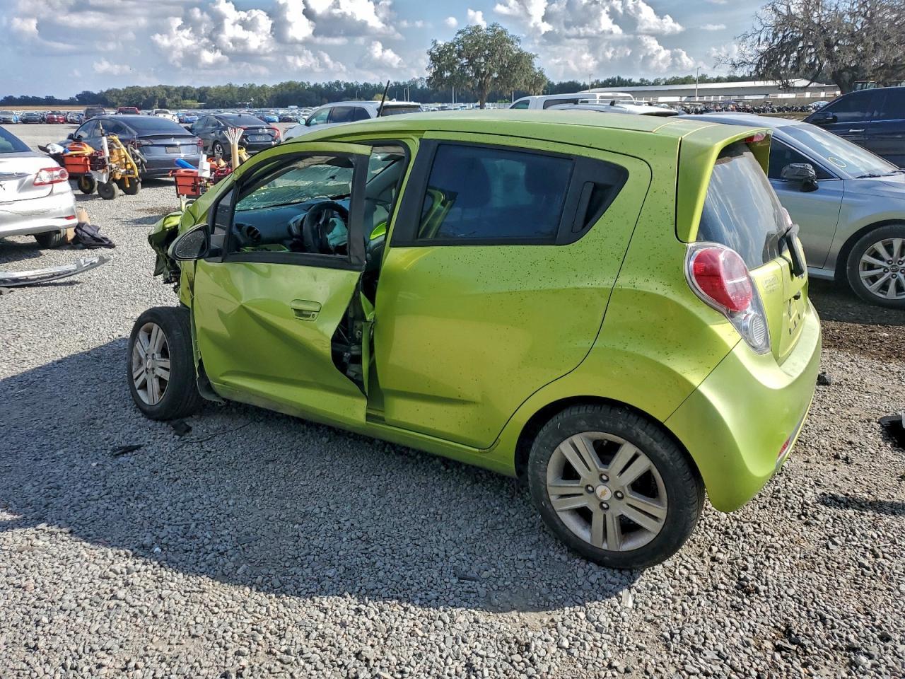 2013 Chevrolet Spark 1LT