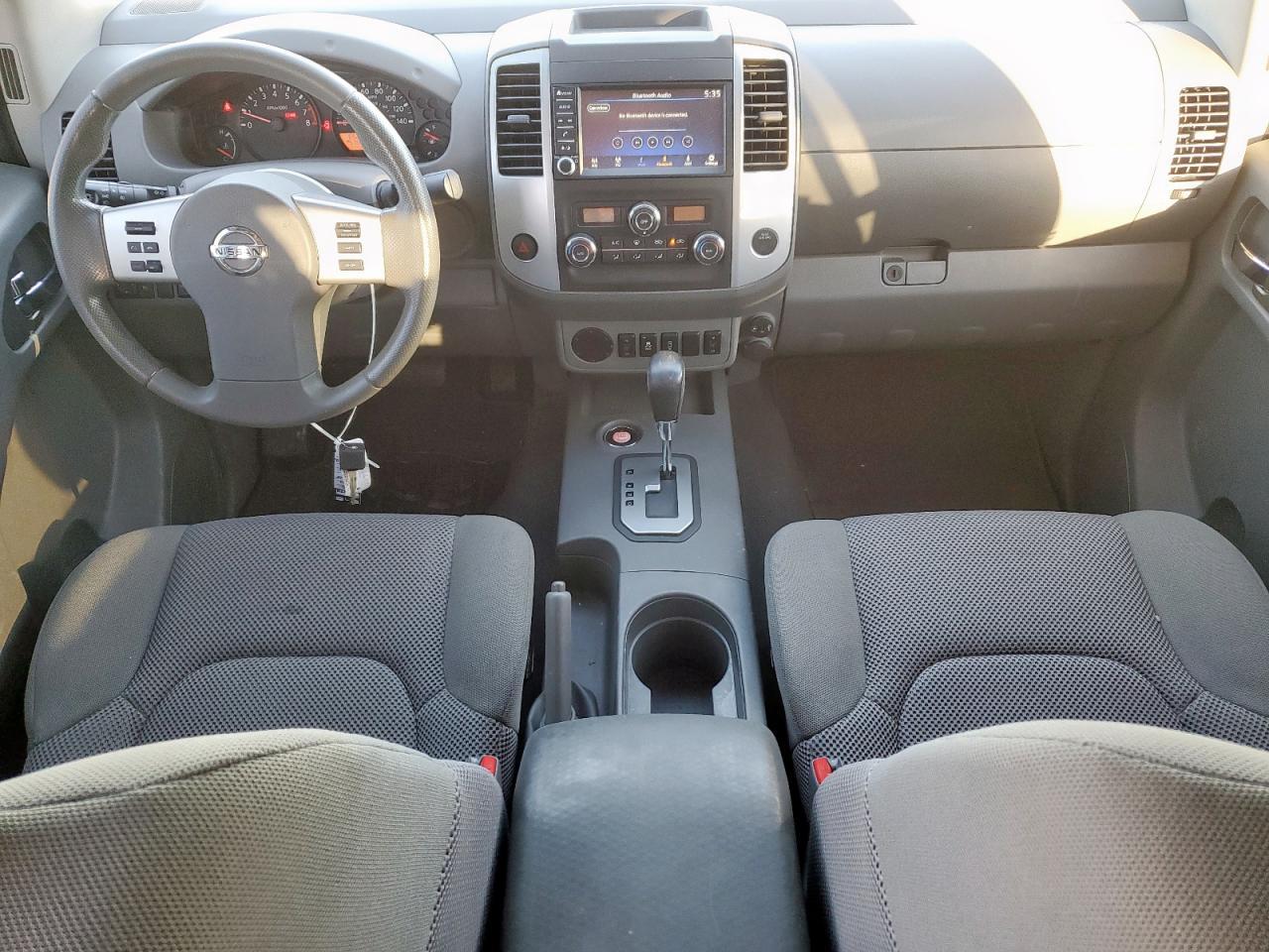 2020 Nissan Frontier s