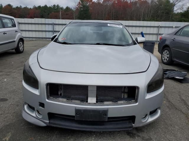 2010 Nissan Maxima s
