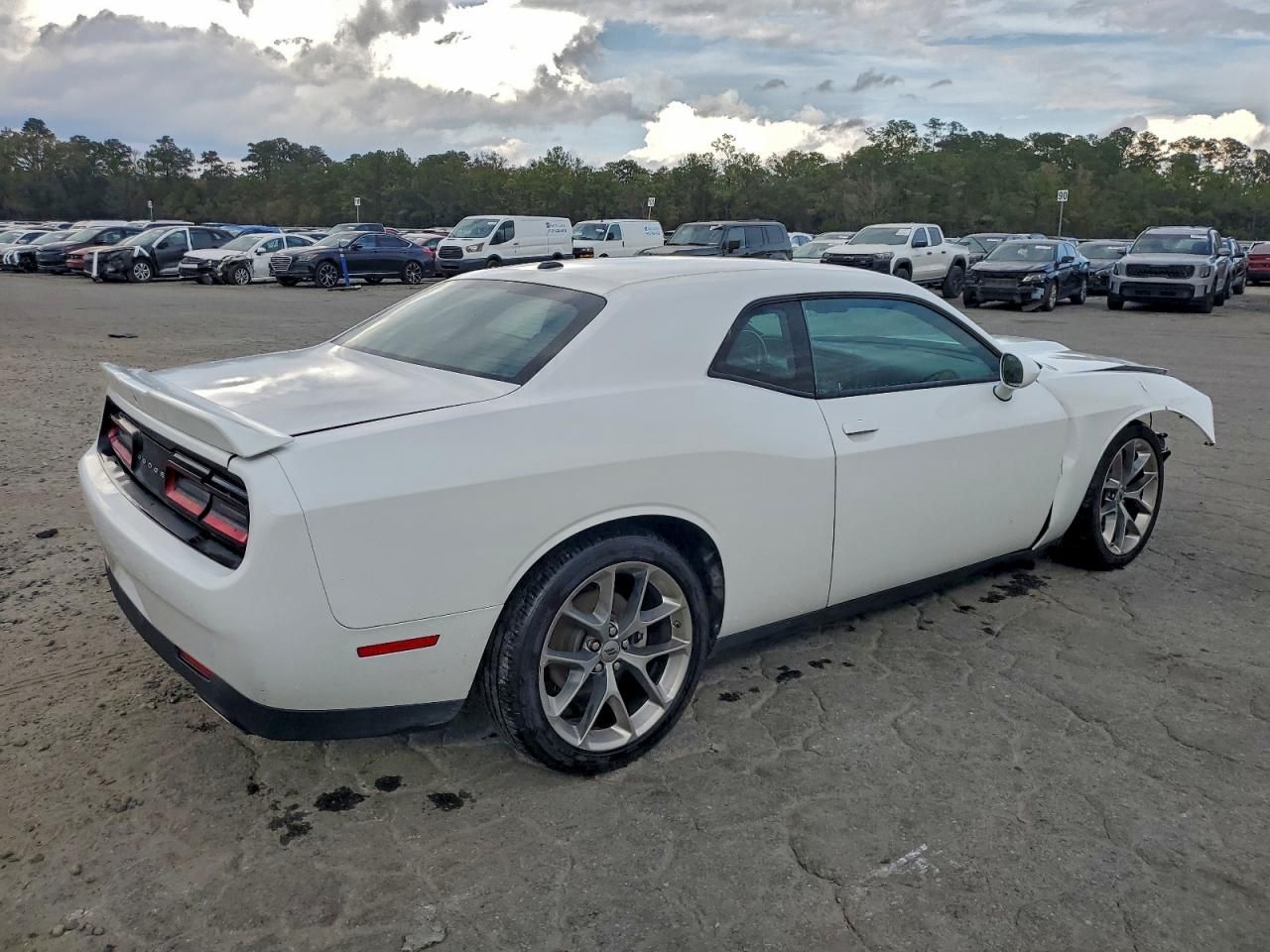 2022 Dodge Challenger gt