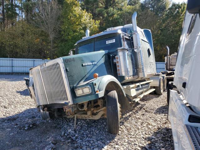 2001 Western Star 4900 Semi Truck