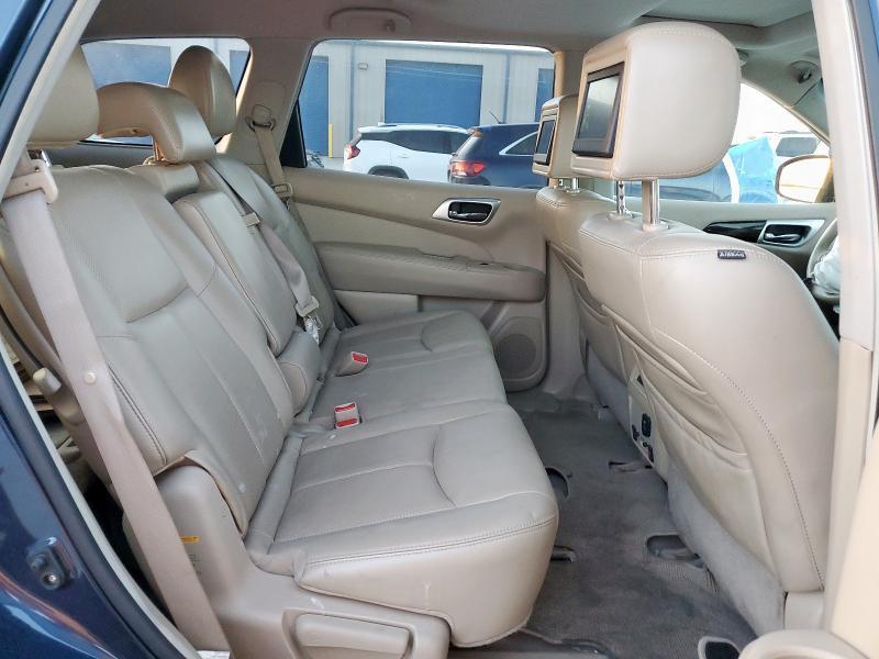 2013 Nissan Pathfinder s