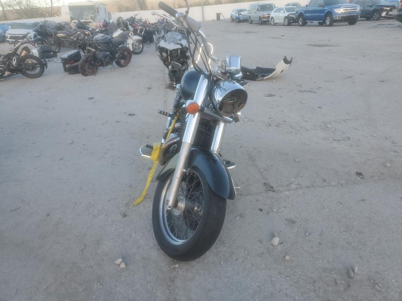 1998 Honda VT750 CD
