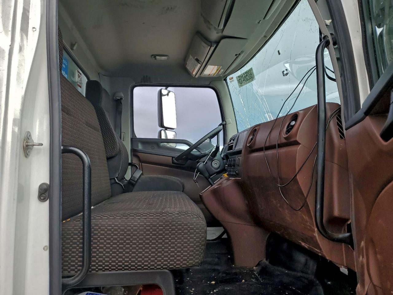 2025 Hino L6 BOX Truck