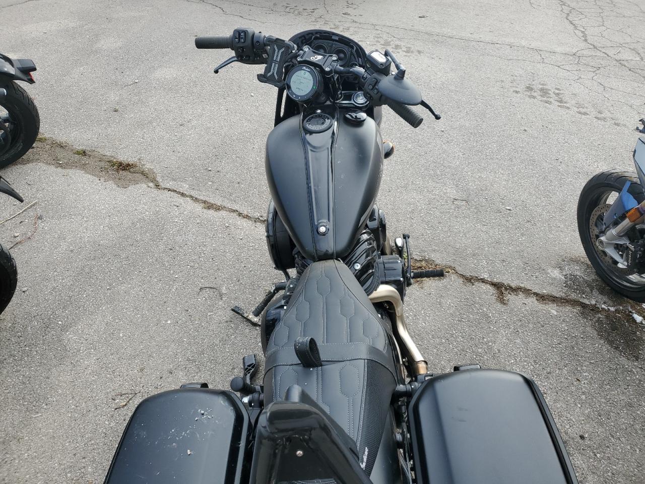 2025 Indian Motorcycle Co. Sport Chief RT