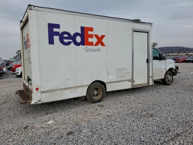 2021 Chevrolet Express Delivery Truck