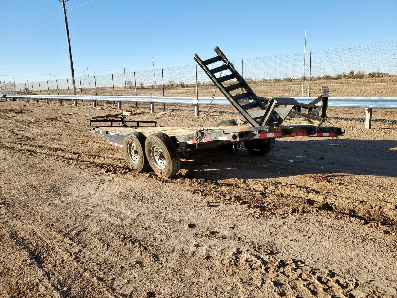2022 Load Trail Equipment Trailer