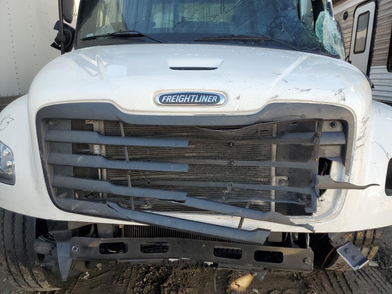 2025 Freigliner 2025 Freightliner Business Class M2 Refrigerated B