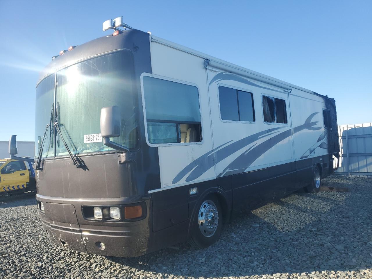 2001 National Rv Tradewinds Recreational Vehicle