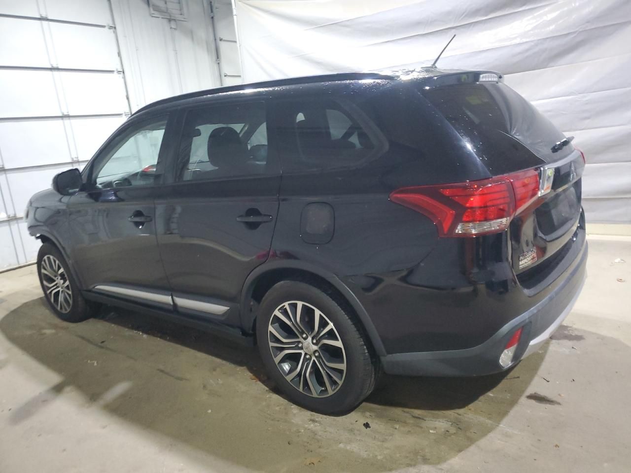2016 Mitsubishi Outlander se