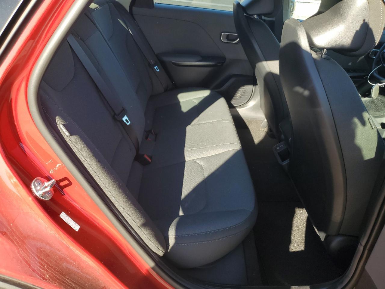 2025 KIA K4 lx