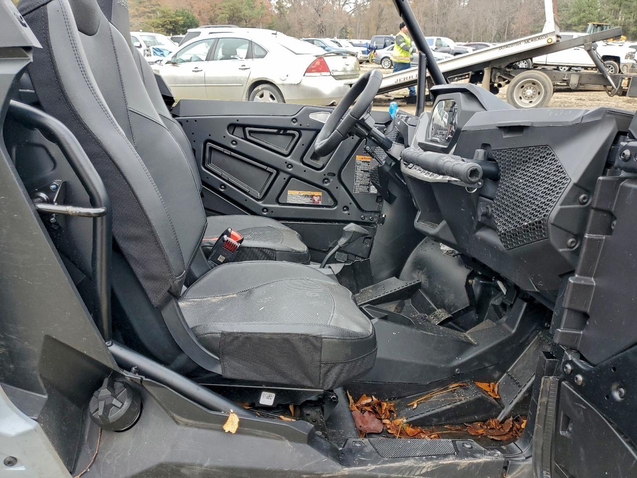 2025 POL Aris RZR XP Utility Vehicle