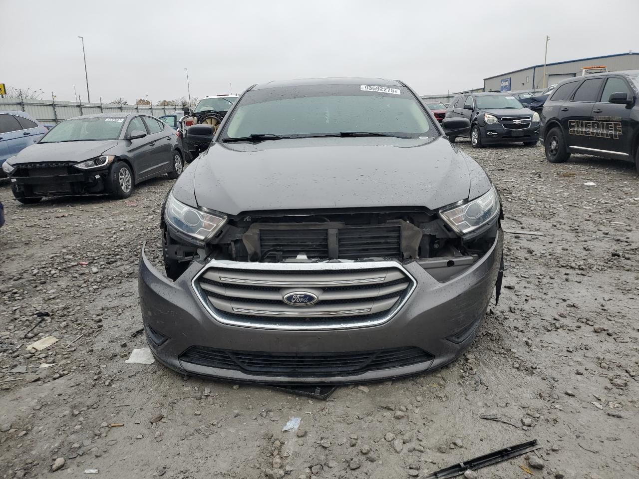 2013 Ford Taurus se