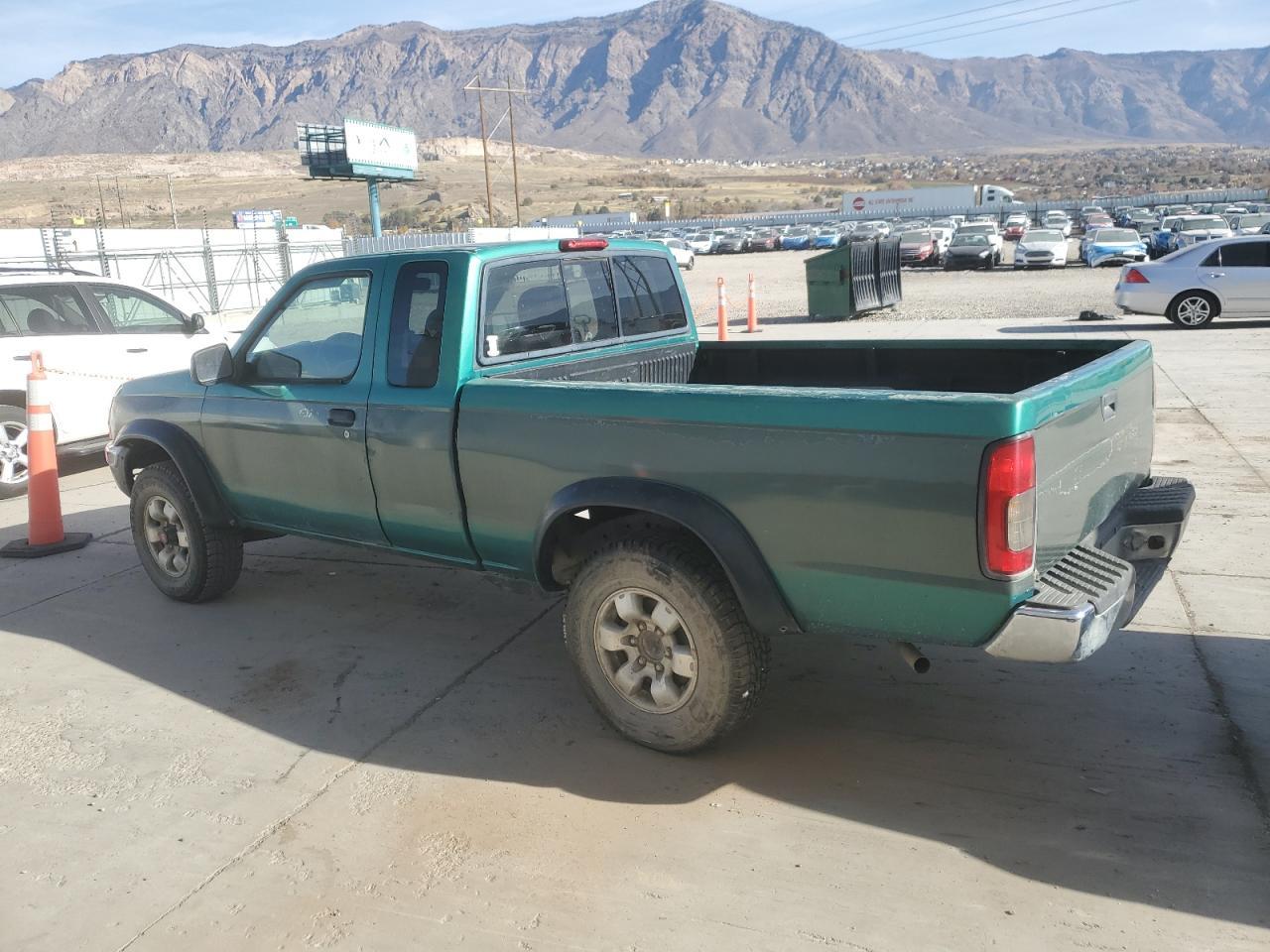 2000 Nissan Frontier King cab xe