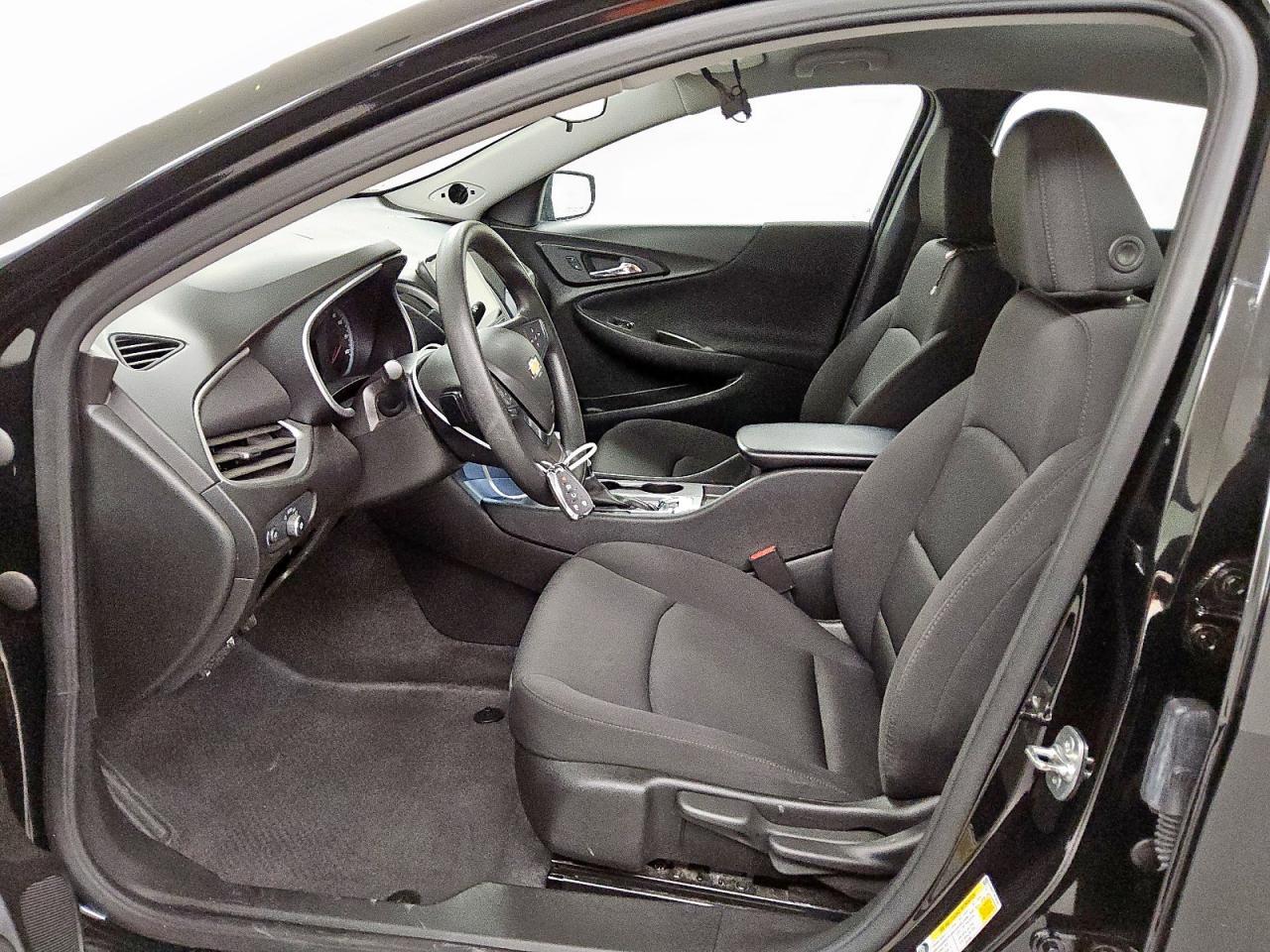 2024 Chevrolet Malibu ls