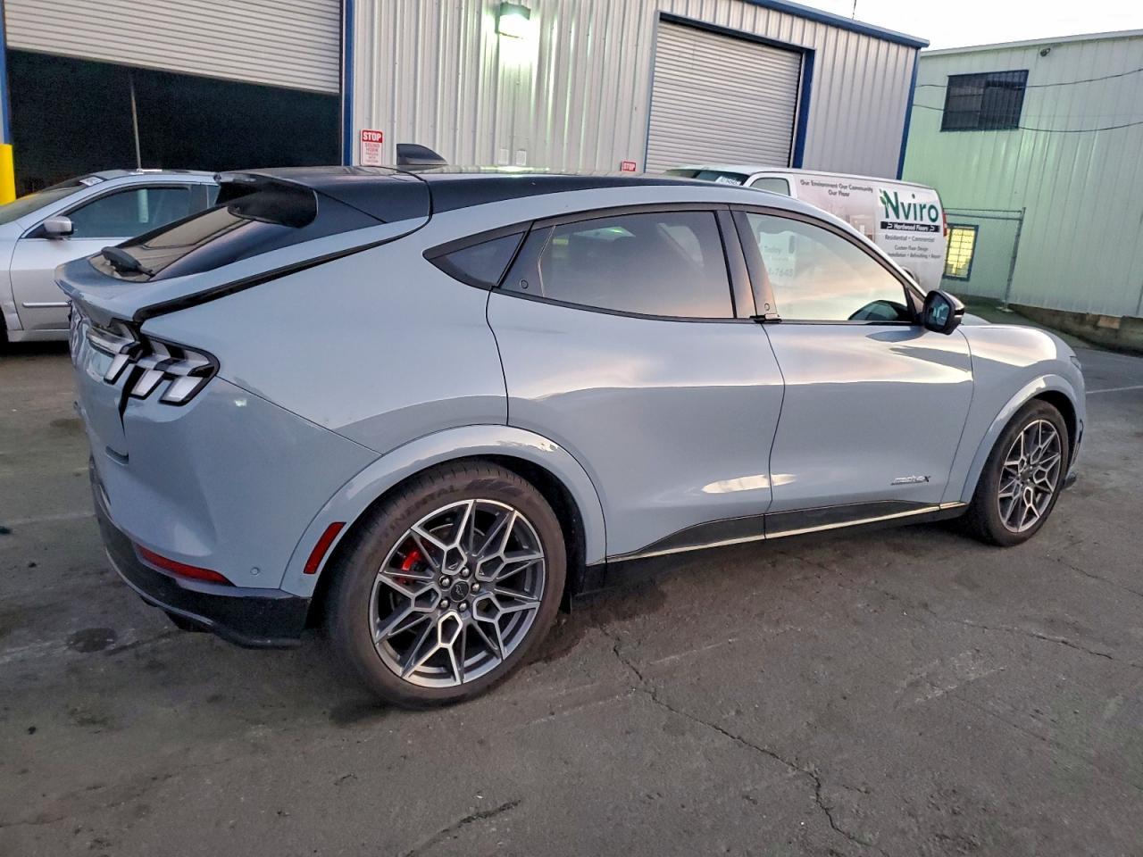 2024 Ford Mustang Mach-e gt
