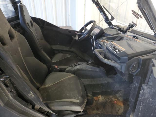 2021 Can-Am Commander Utility Vehicle