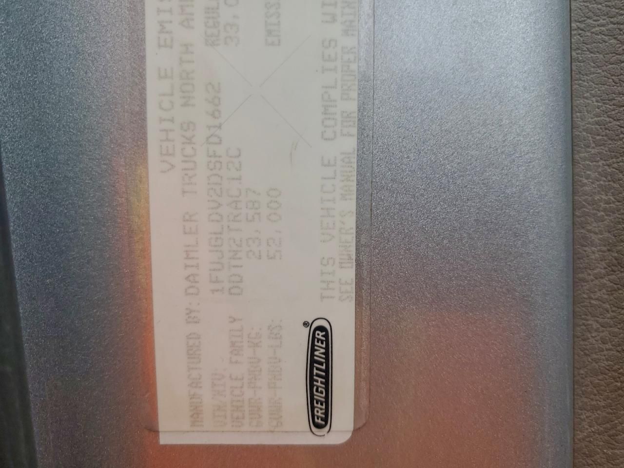 2013 Freightliner Cascadia BOX Truck