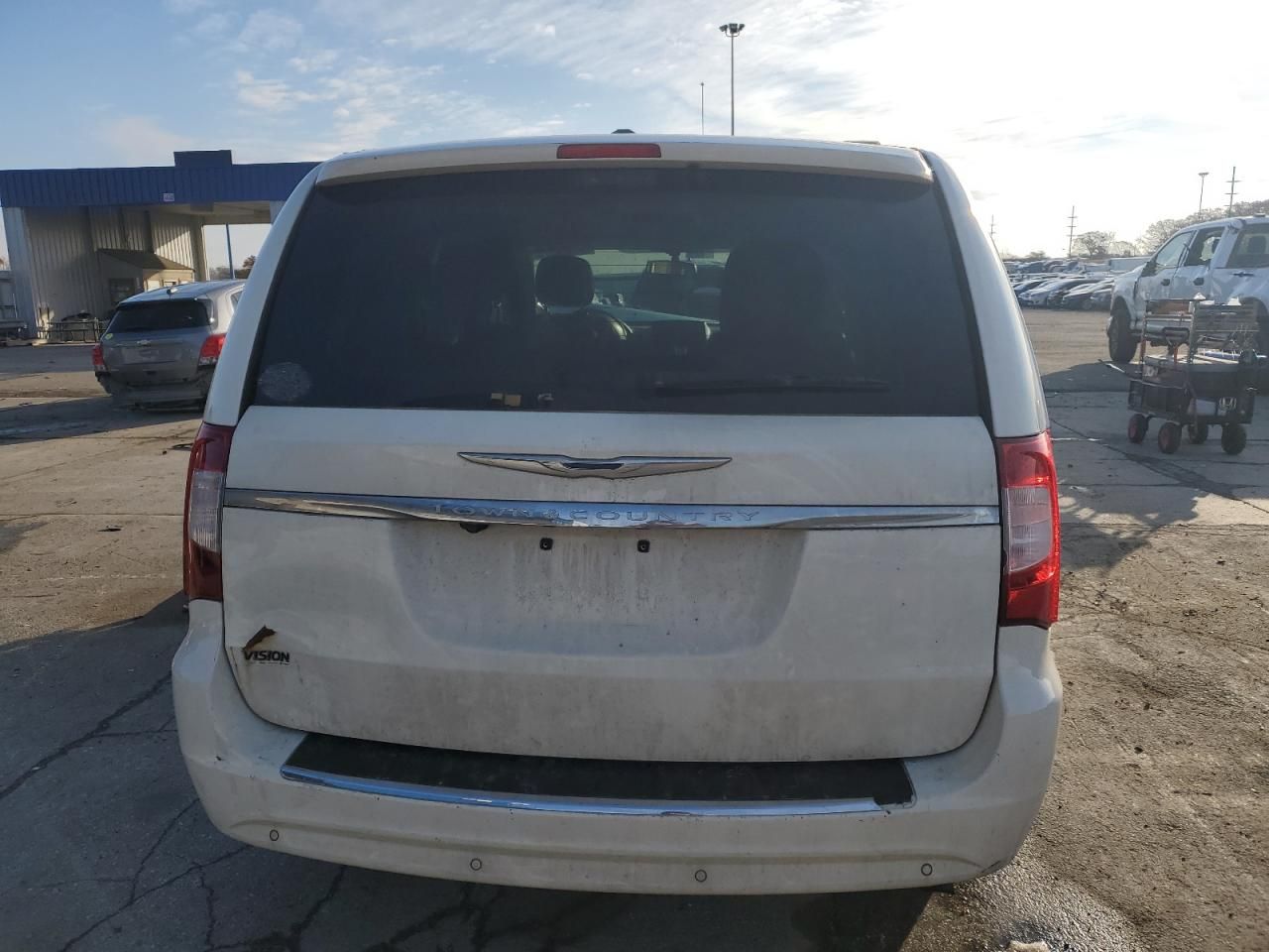 2012 Chrysler Town & Country Touring l