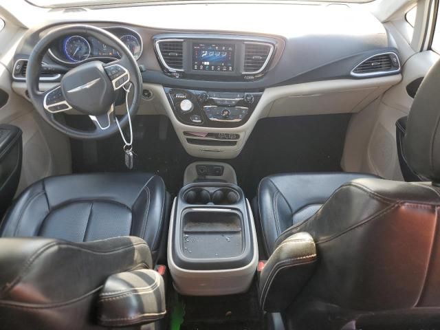 2021 Chrysler Voyager lxi