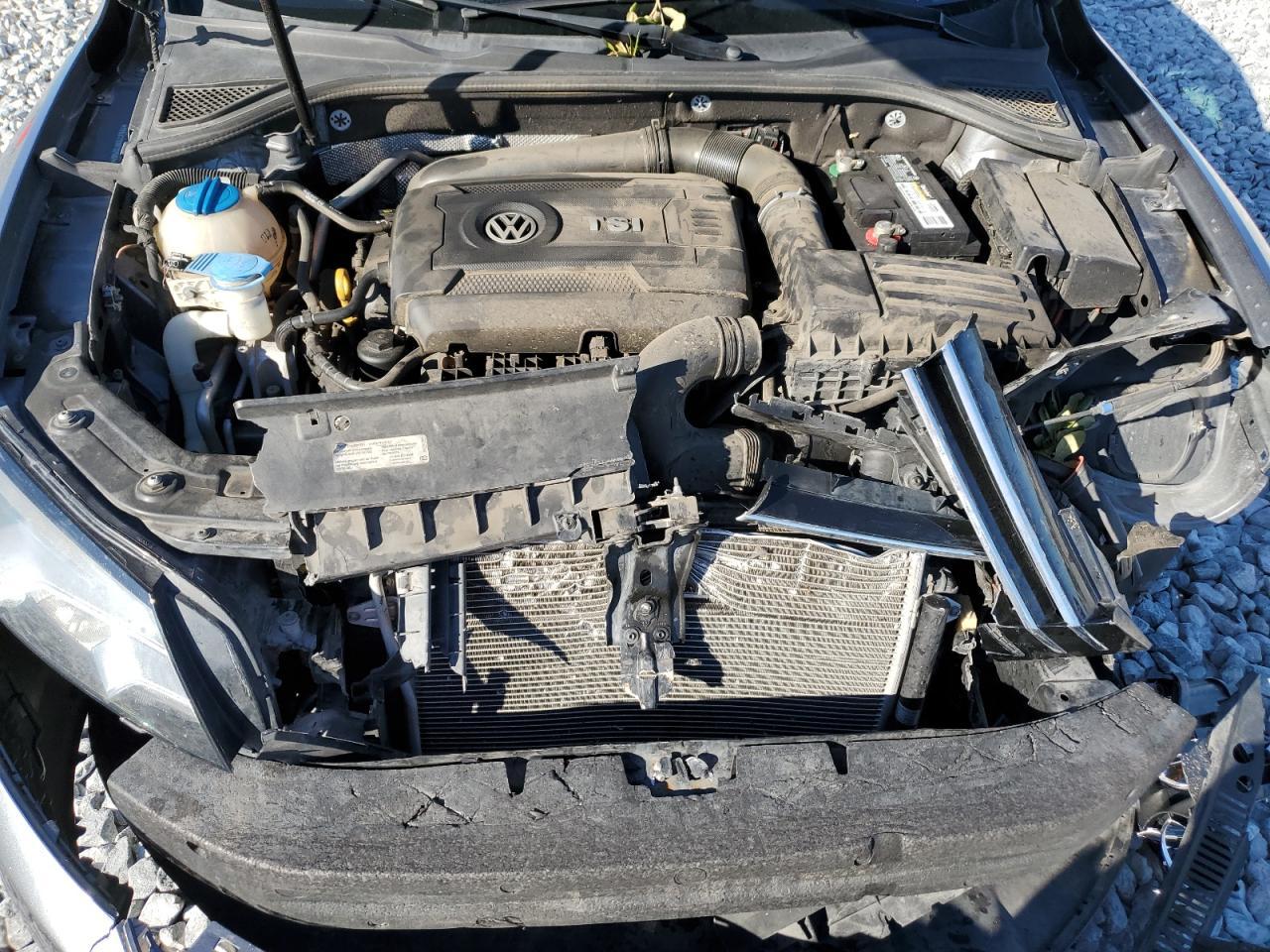 2015 Volkswagen Passat s