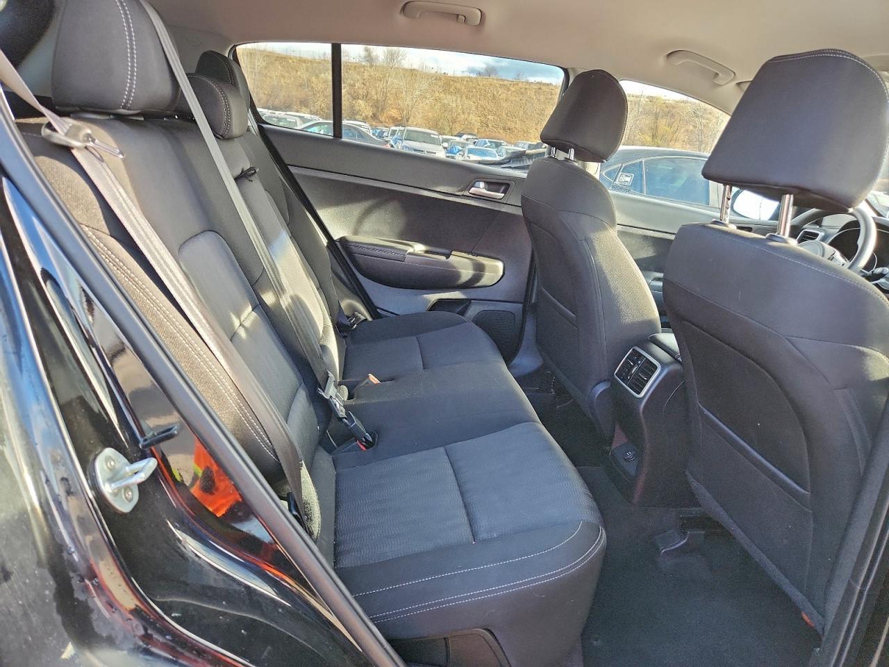 2021 KIA Sportage lx