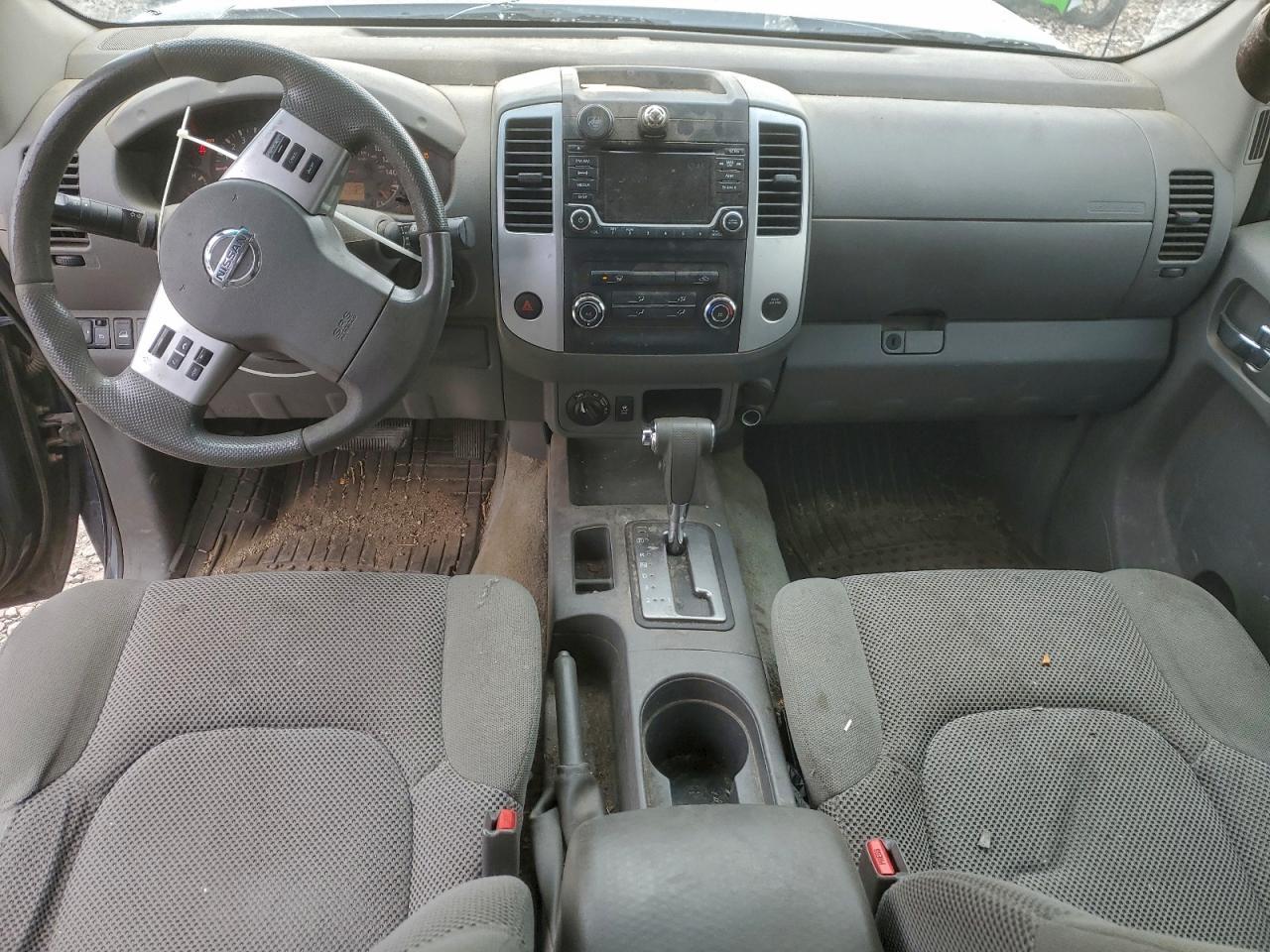 2016 Nissan Frontier s
