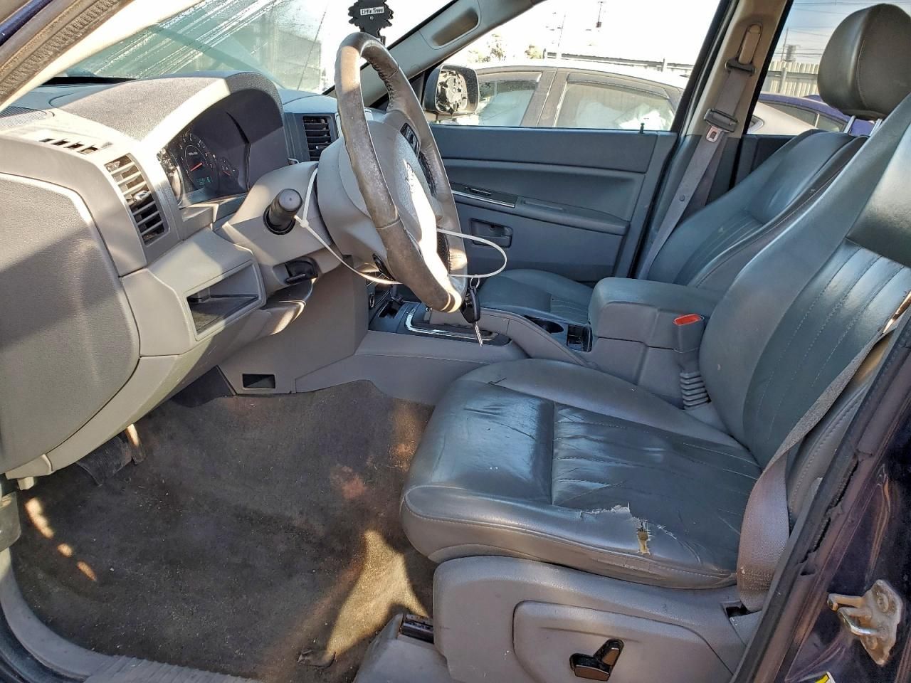 2006 Jeep Grand Cherokee Laredo