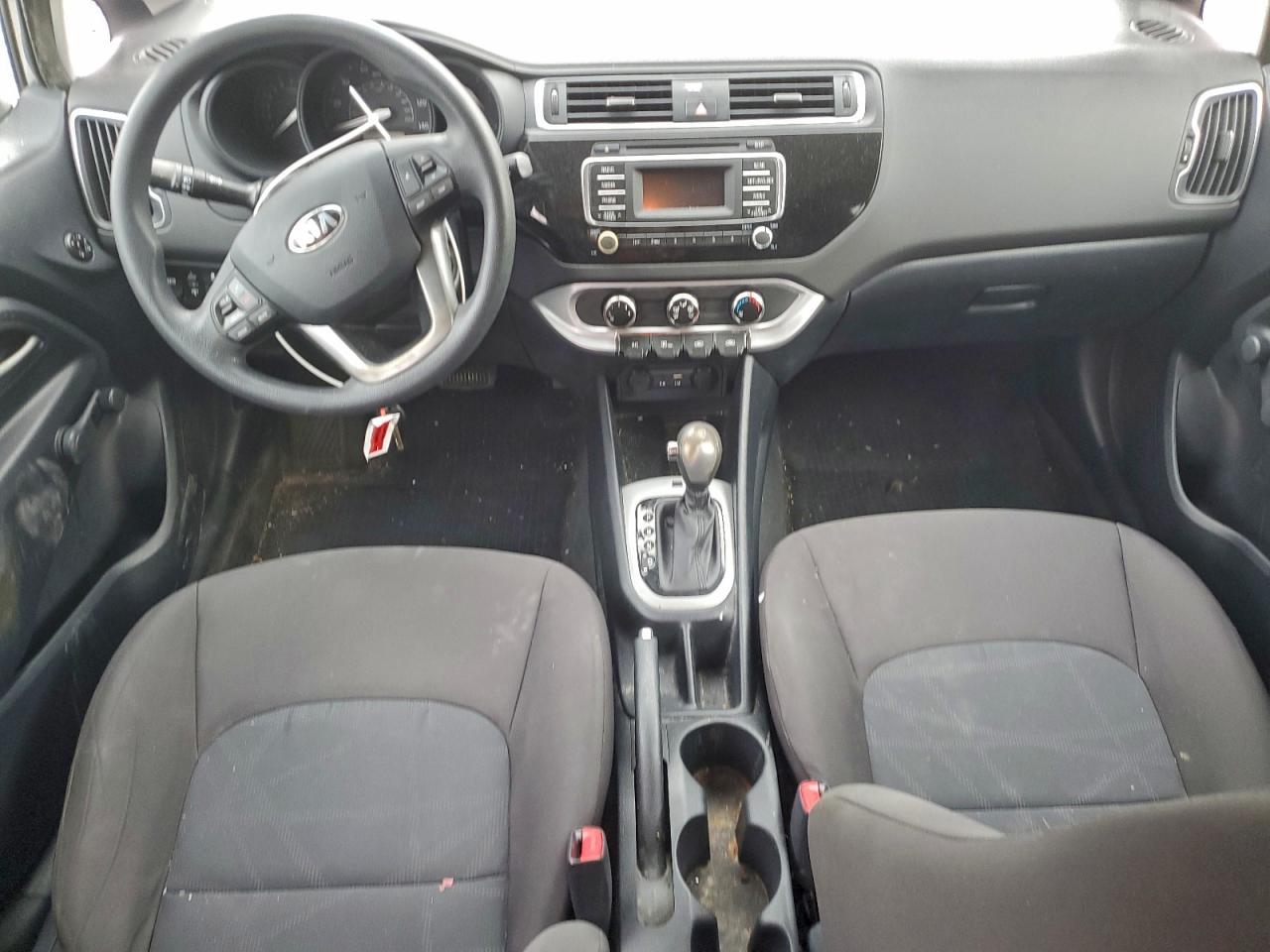 2016 KIA Rio lx
